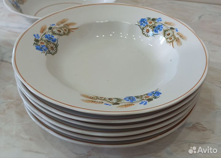 Набор столовой посуды на 6 персон