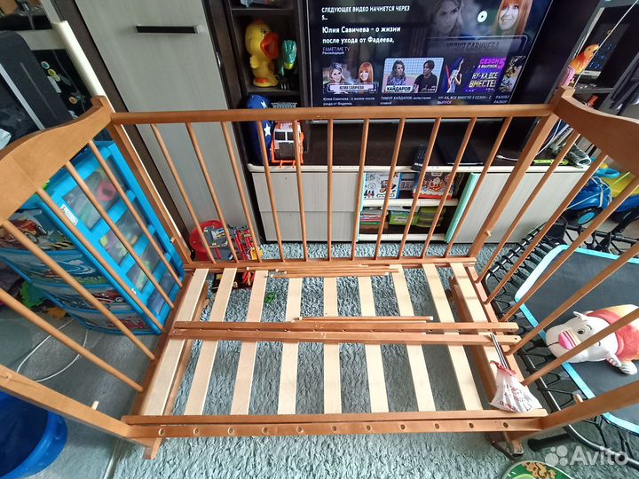 Детская кроватка