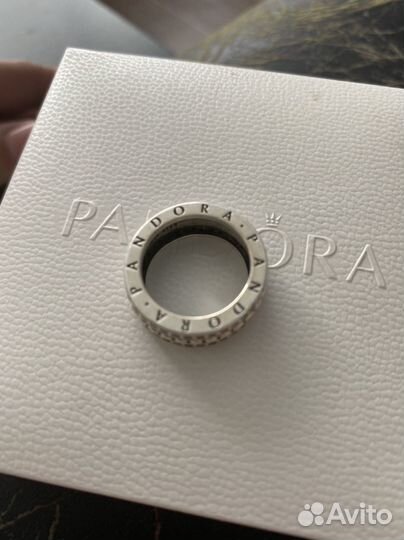 Серебряное кольцо pandora