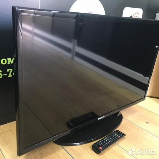 Телевизор Samsung 32 дюйма или 81 см