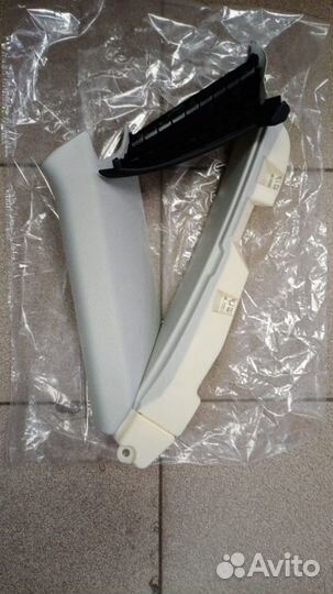 Обшивка стойки audi A4 (B8) (2007)