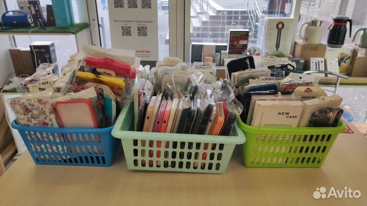 Чехлы на телефон