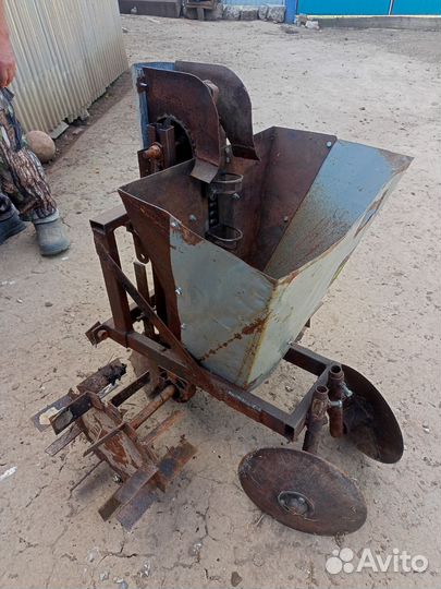 Мини-трактор, 2020