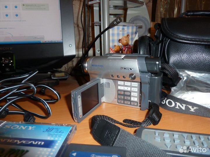 Видеокамера Sony DCR DVD 201