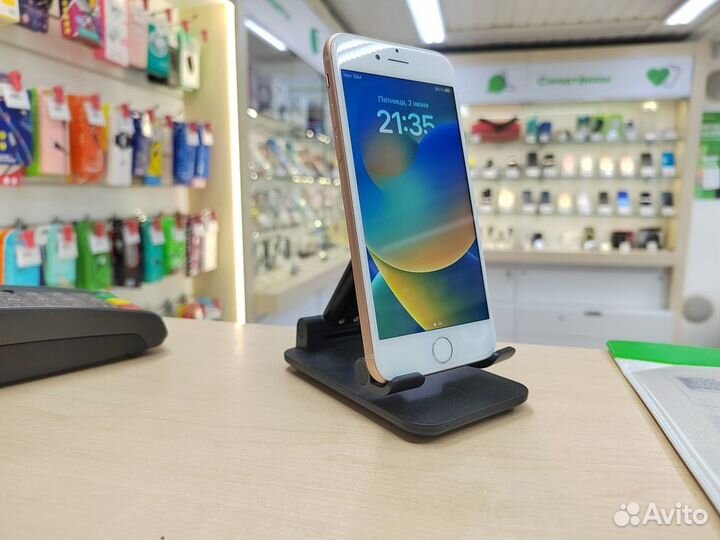 Смартфон Apple iPhone 8 64Gb