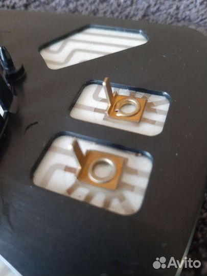 Боковое зеркало