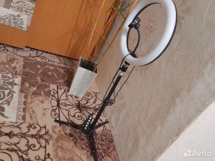 Кольцевая лампа rgb 33