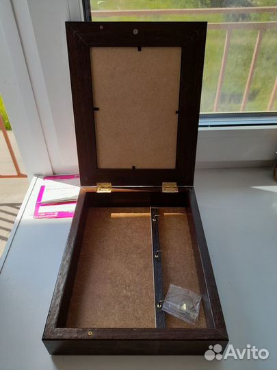 Ключница (дерево) (шкафчик) настенная новая