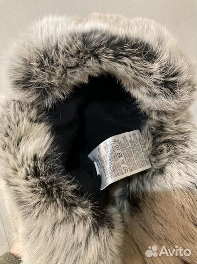 Шапка зимняя,с мехом кролика