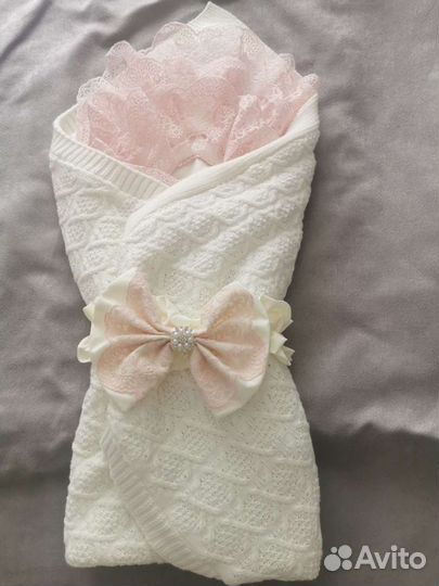 Комплект на выписку для девочки