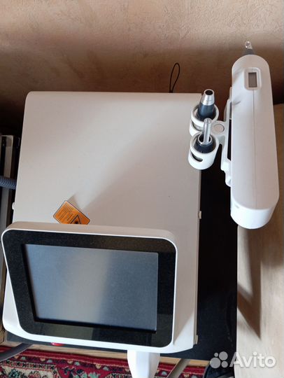 Неодимовый лазер для удаления тату Pixie