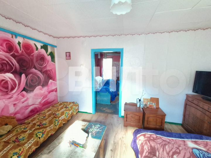 Дом 32 м² на участке 5 сот.