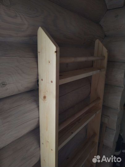 Книжные полка монтессори