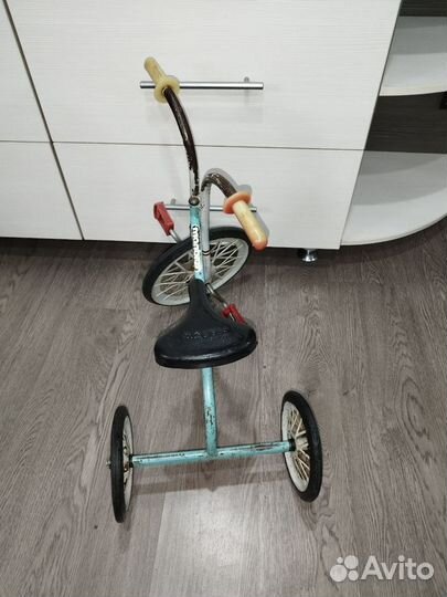 Трехколесный велосипед малыш СССР