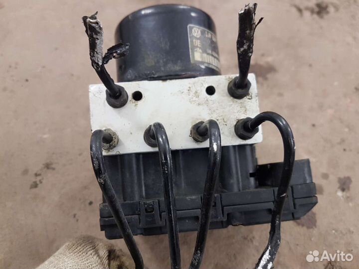 Блок ABS Skoda Octavia tour a4