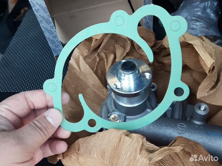 Продам помпу на 409 двигатель