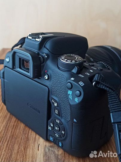 Canon EOS 750D +18-135mm STM