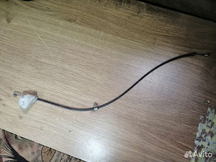 Тросик открывания водительской двери ауди 80 б3