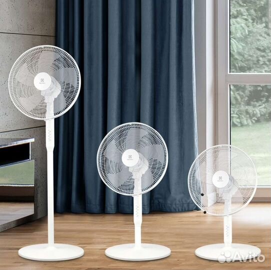 Вентилятор напольный Electrolux EFF-1006, белый