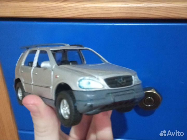 Модель автомобиля