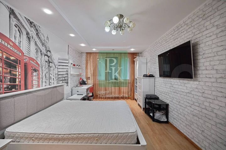 3-к. квартира, 72 м², 2/5 эт.