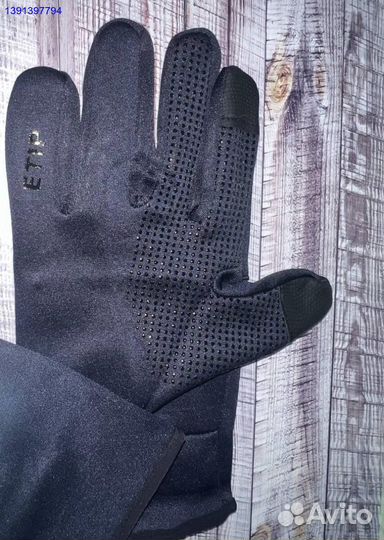 Перчатки the north face