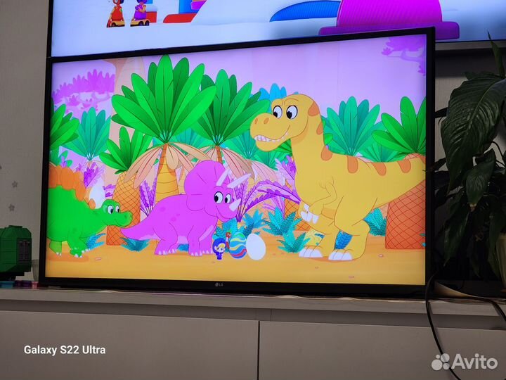 Телевизор 43 дюйма LG