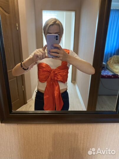 Красный бантик для подарка)