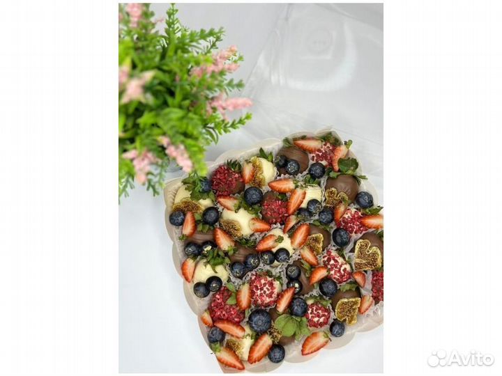 Клубника в шоколаде букеты KLL-3457