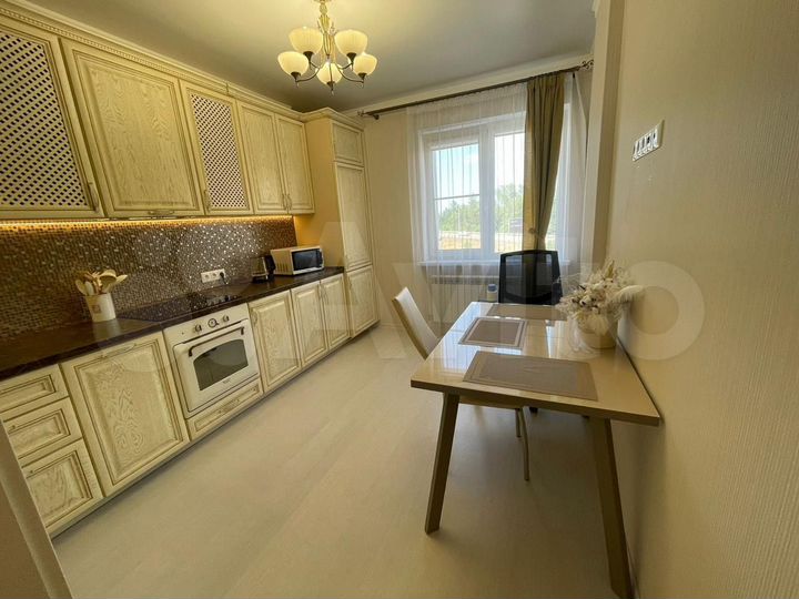 2-к. квартира, 71 м², 3/19 эт.