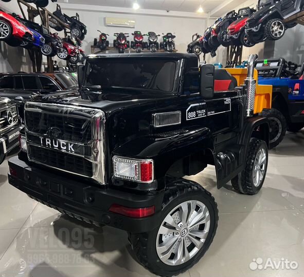 Детский электромобиль