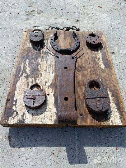 Навесной замок старинный. Панно настенное лофт