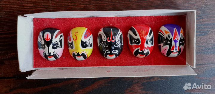 Миниатюрные китайские маски