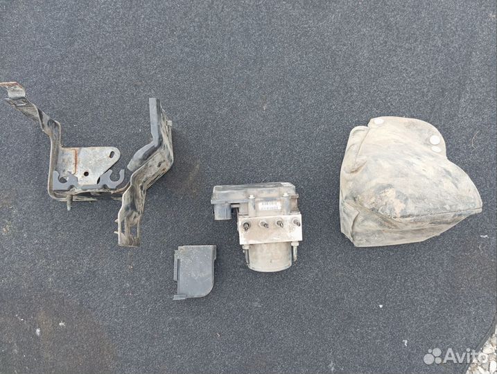 Блок ABS Peugeot 308