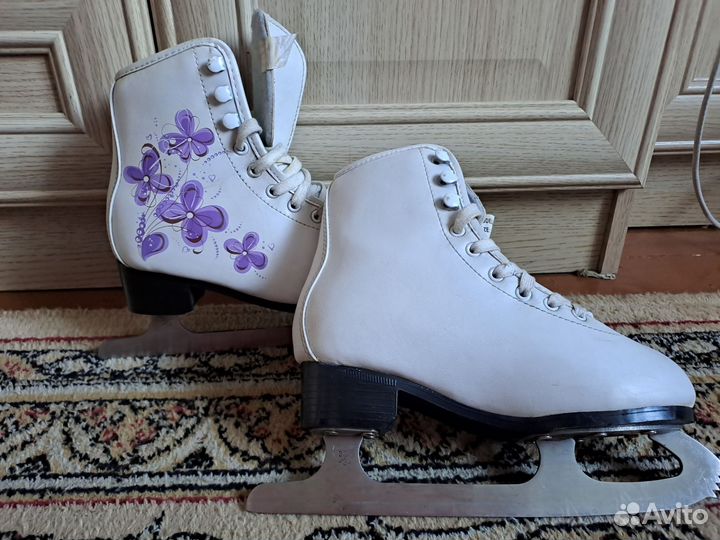 Коньки фигурные