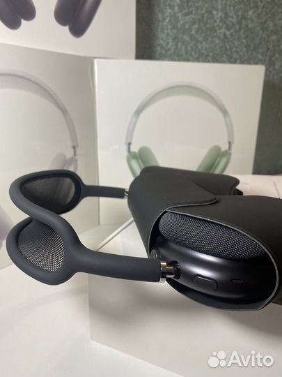 AirPods Max