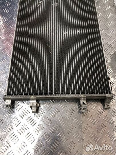 Радиатор кондиционера Volvo 31101053