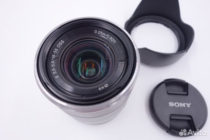 Sony E 18-55mm f/3.5-5.6 OSS