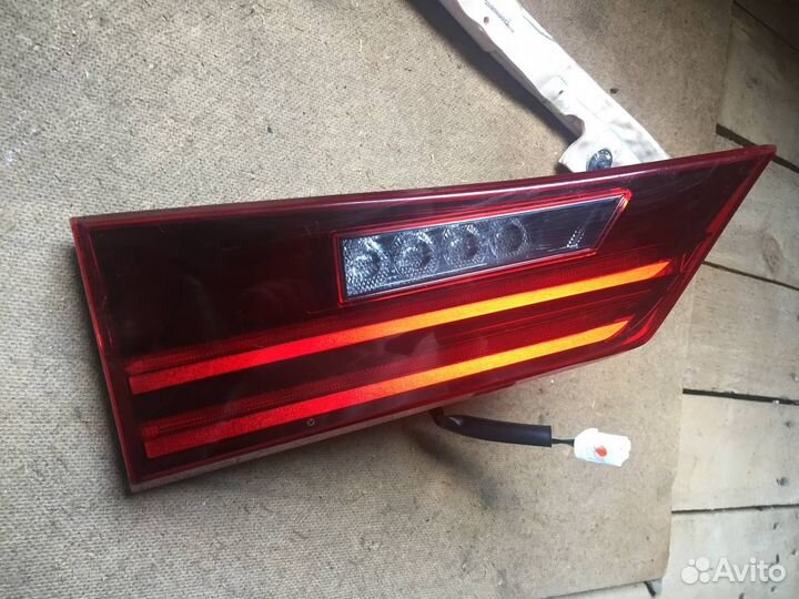 Фонарь в крышку левый Лексус ас 250 350