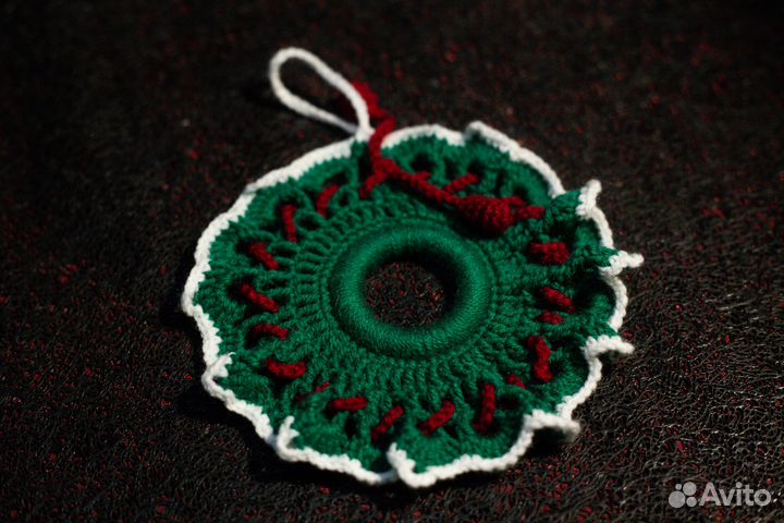 Вязанные новогодние игрушки ручной работы