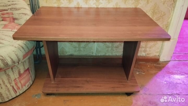 Журнальный стол