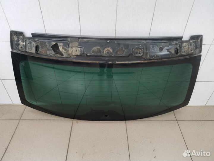 Стекло крышки багажника VW Touareg 1 7L