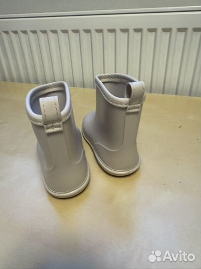 Детские резиновые сапоги 24 размер