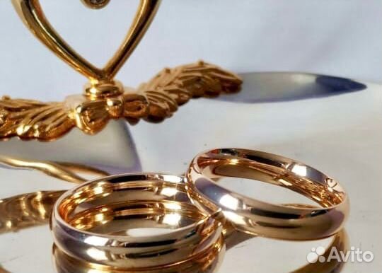 Обручальное кольцо с золотым напылением