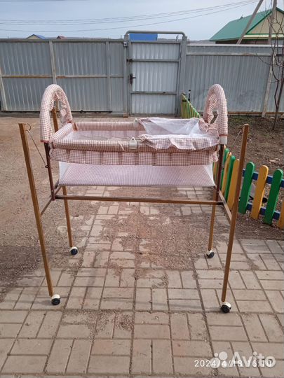 Детская кроватка качалка люлька