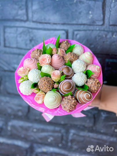 Клубничный букет из клубники 2