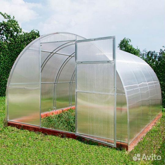 Теплица 3 на 4 с грядками