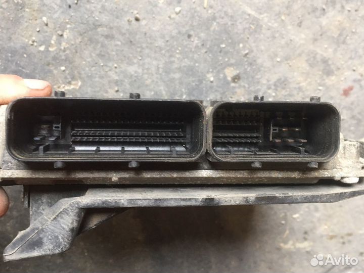 Блок управления двигателем джетта 5