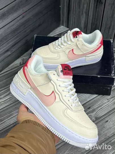 Кроссовки женские 38 размер