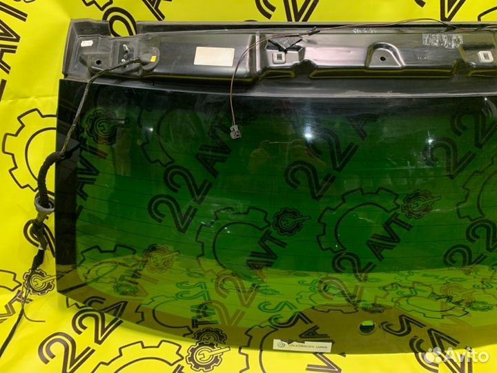 Стекло двери багажника Volkswagen Touareg 7L 2005